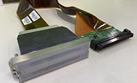 避免平板打印機uv燈反射造成噴頭斜噴堵頭的方法